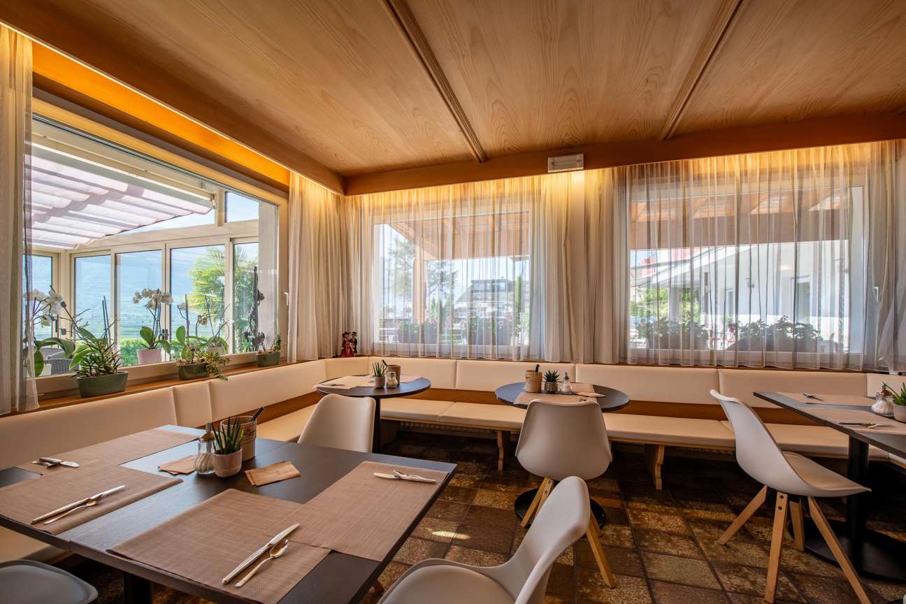 20250429-093453-_8008897-HDR